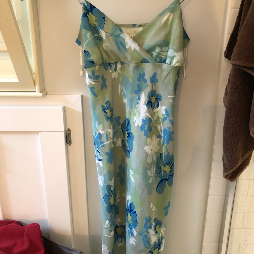 Gloria Vanderbilt midi floral dress